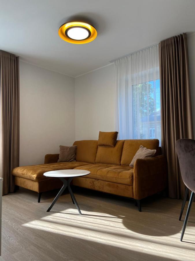 Bell Tower Apartment بلونج المظهر الخارجي الصورة